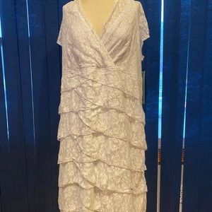 NWT Scarlett dress